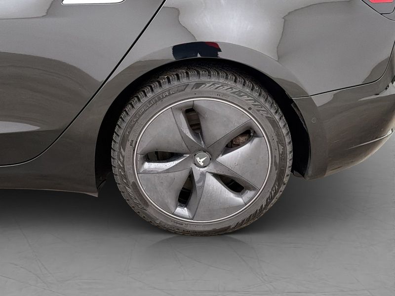 Tesla Model 3 bild 31