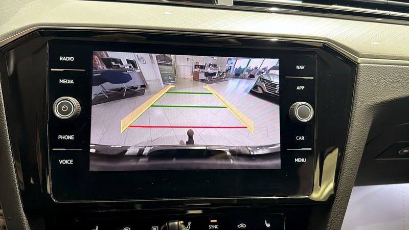 Volkswagen Passat bild 15