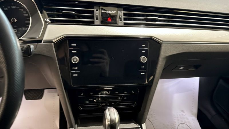 Volkswagen Passat bild 9