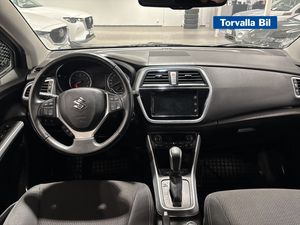 Suzuki S-CROSS bild 7