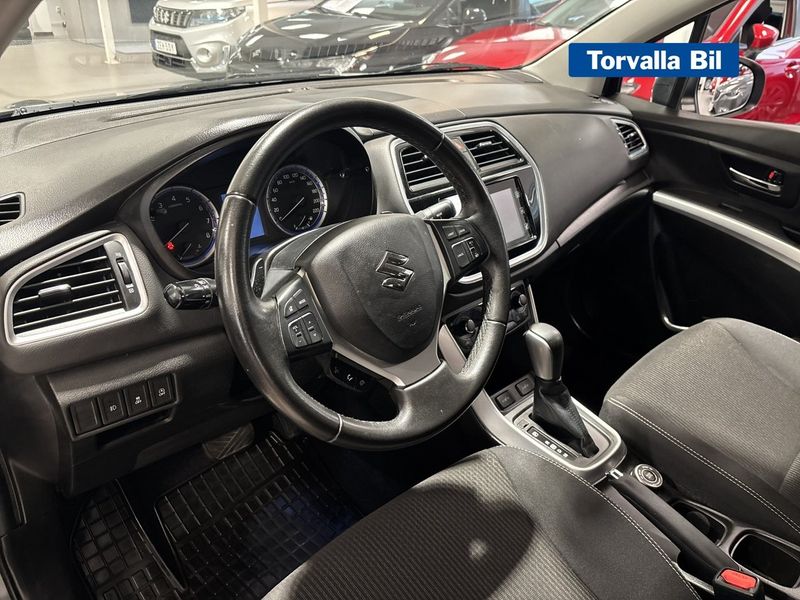 Suzuki S-CROSS bild 8