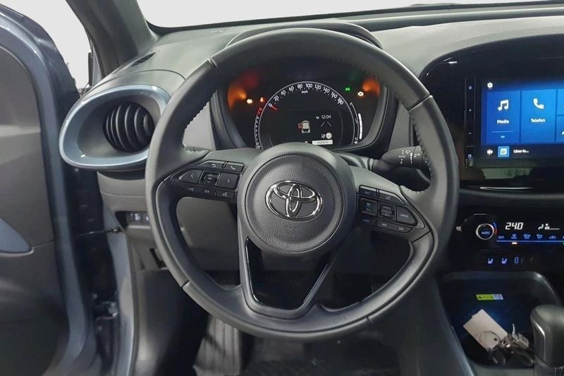 Toyota Aygo X bild 8