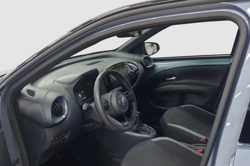 Toyota Aygo X bild 6