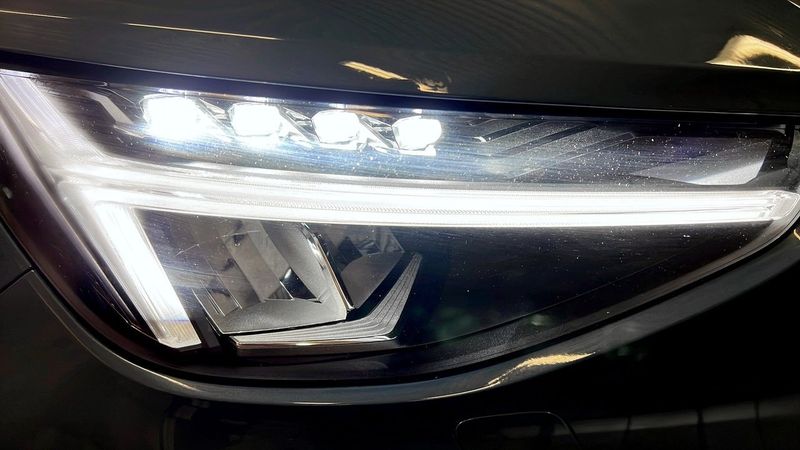 Volvo C40 Recharge bild 18