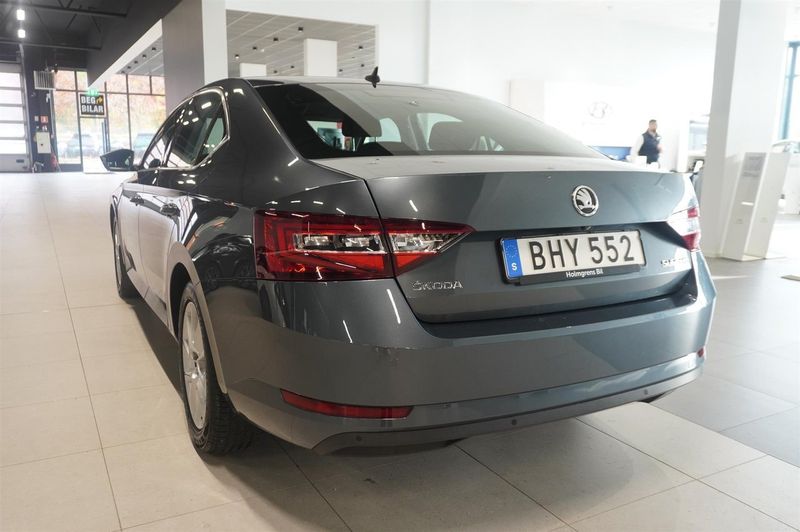 Skoda Superb bild 4