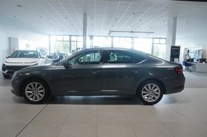 Skoda Superb bild 3