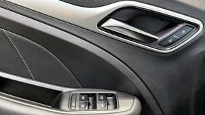 MG ZS EV bild 12