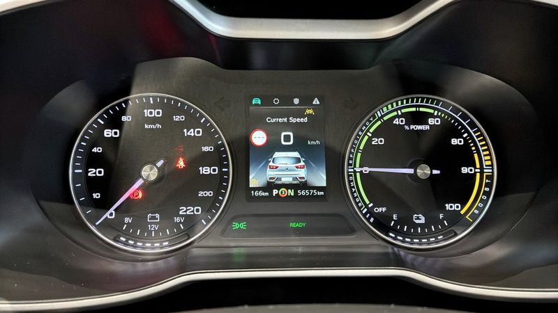 MG ZS EV bild 21