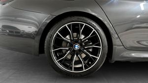 BMW 520 bild 9