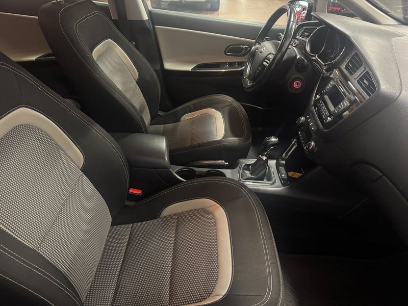 Ford B-Max bild 10