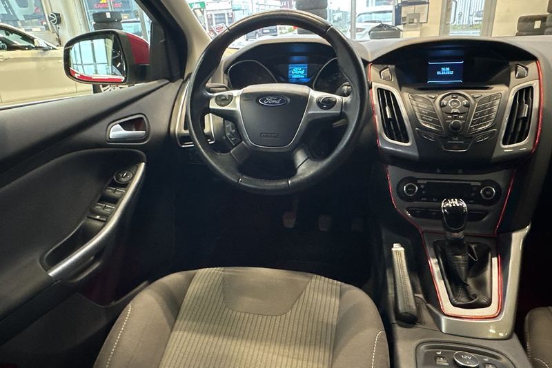 Ford Focus bild 11