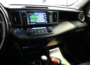 Toyota RAV4 bild 14