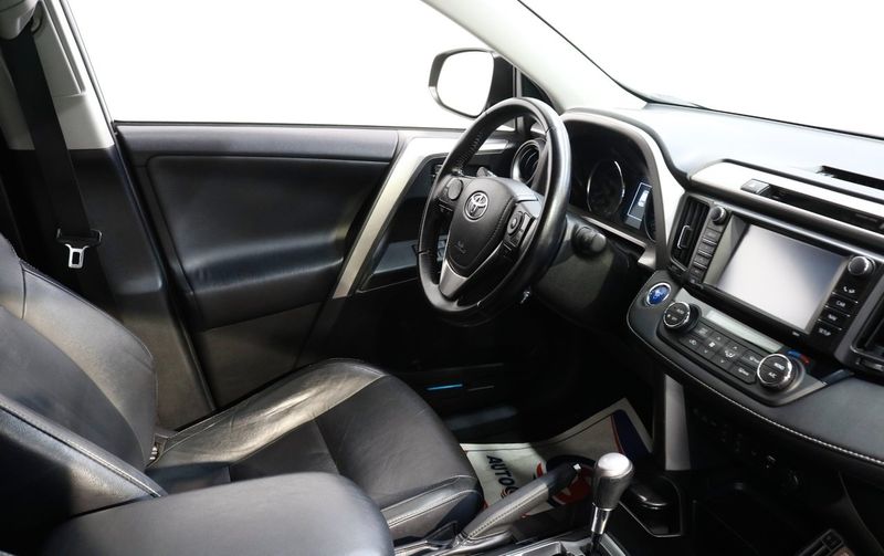Toyota RAV4 bild 7