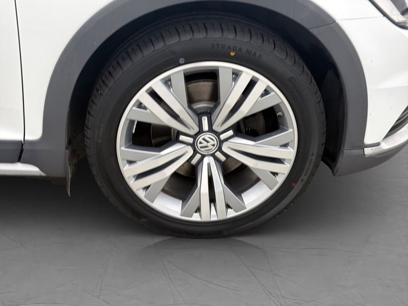 Volkswagen Passat bild 32