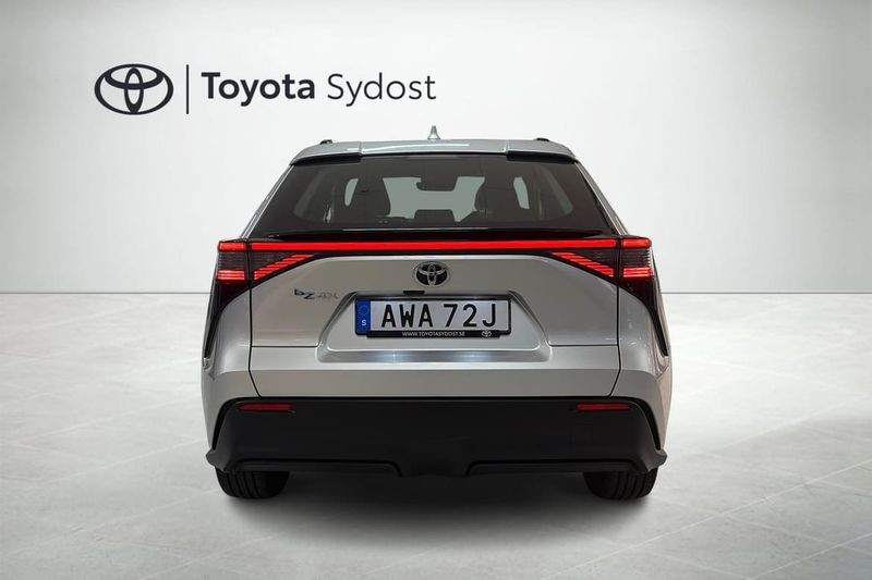 Toyota bZ4X bild 5