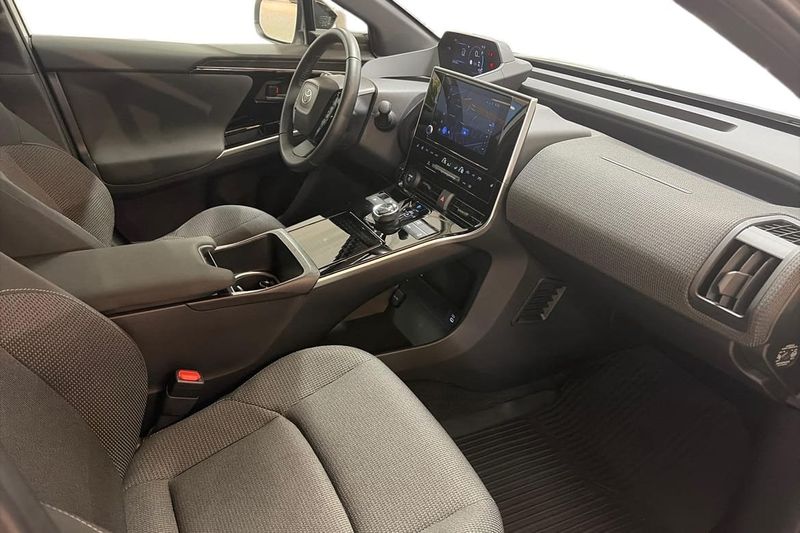 Toyota bZ4X bild 7