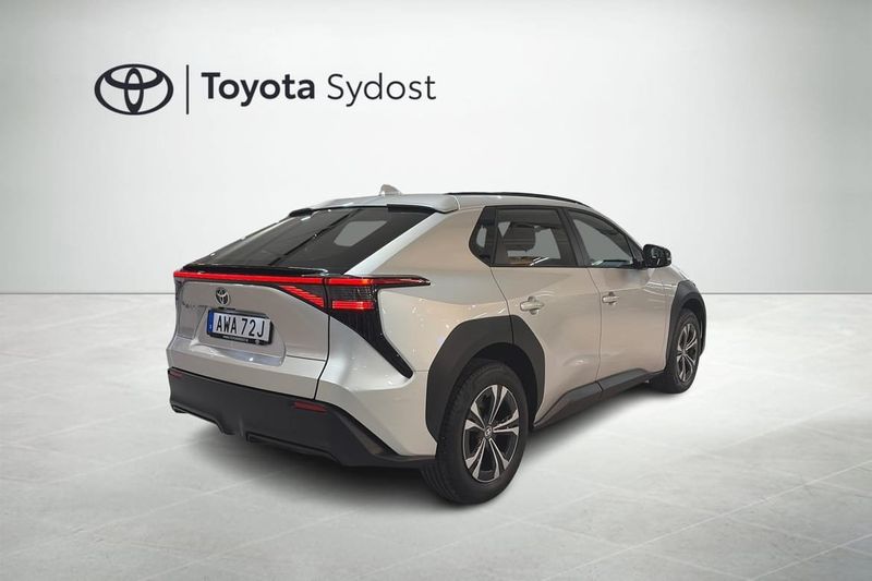 Toyota bZ4X bild 3