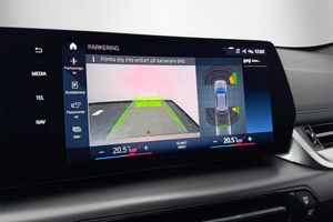 BMW iX1 bild 16