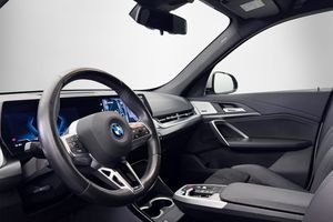 BMW iX1 bild 7
