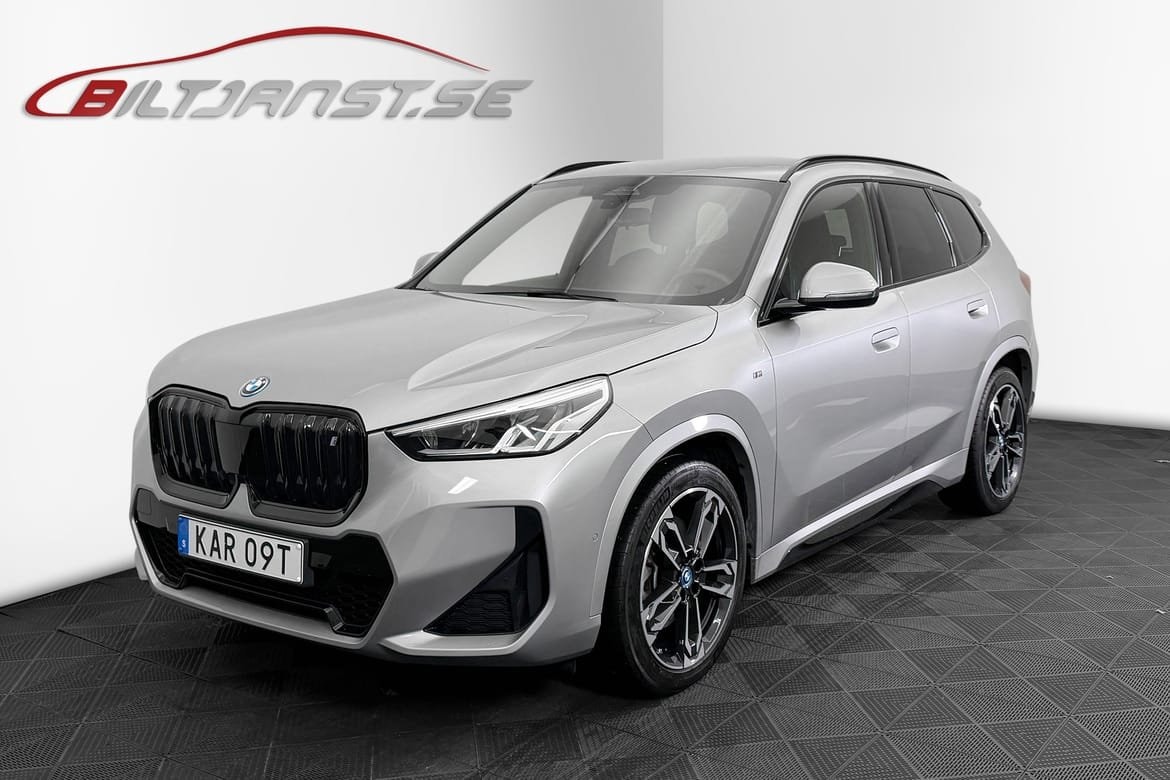 BMW iX1