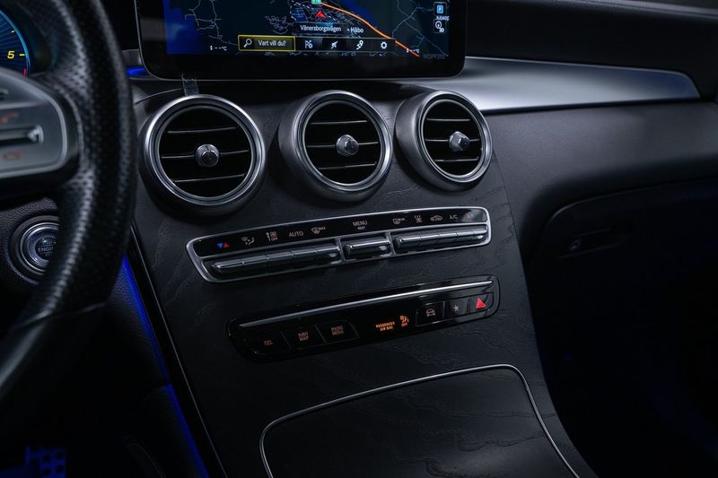 Mercedes GLC220 bild 24