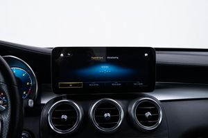 Mercedes GLC220 bild 30