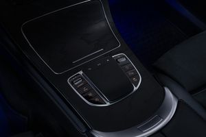 Mercedes GLC220 bild 23