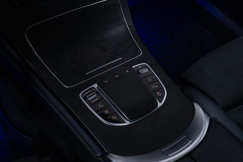 Mercedes GLC220 bild 23