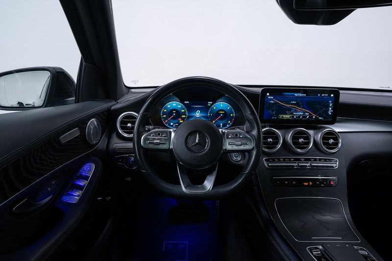 Mercedes GLC220 bild 18