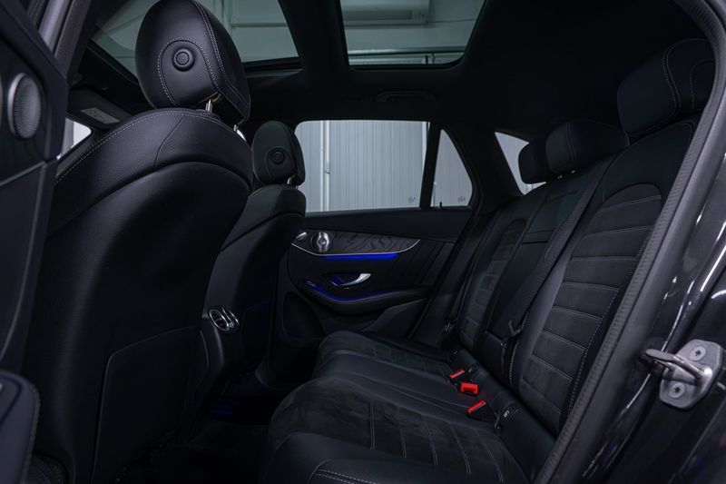 Mercedes GLC220 bild 15
