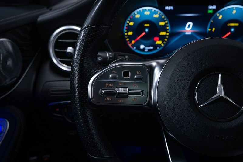 Mercedes GLC220 bild 19