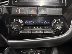 Mitsubishi Outlander bild 12