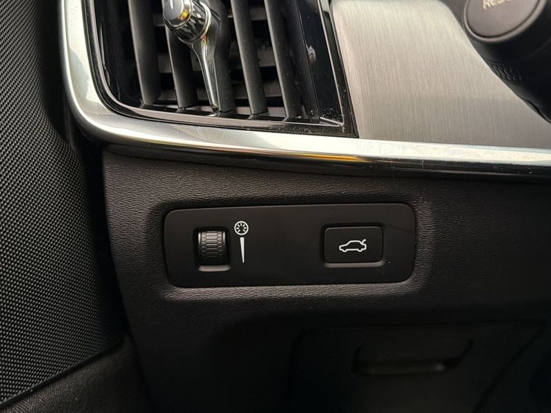 Volvo V90 bild 32