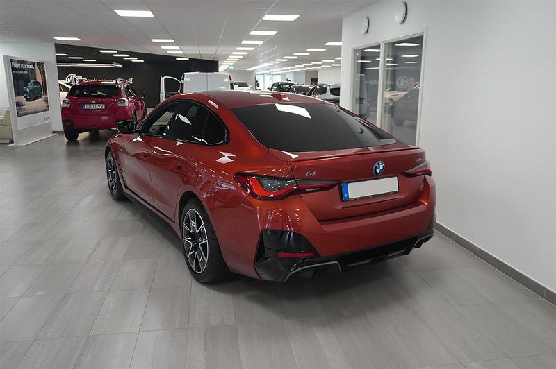 BMW i4 bild 6