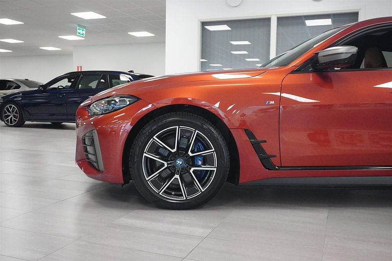 BMW i4 bild 3