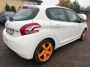Peugeot 208 bild 3