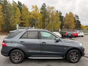 Mercedes ML350 bild 8