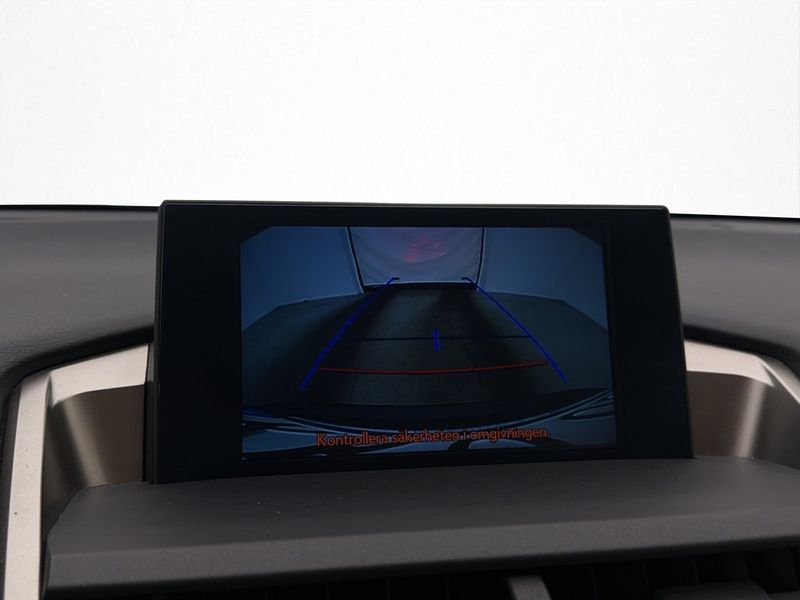 Lexus NX bild 20