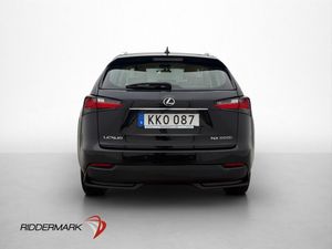 Lexus NX bild 8