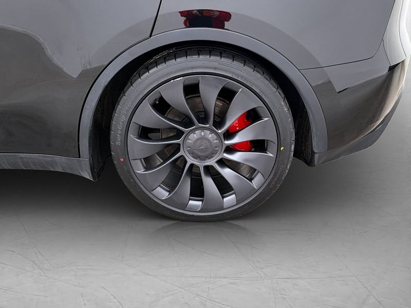 Tesla Model Y bild 33