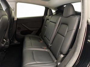 Tesla Model Y bild 31