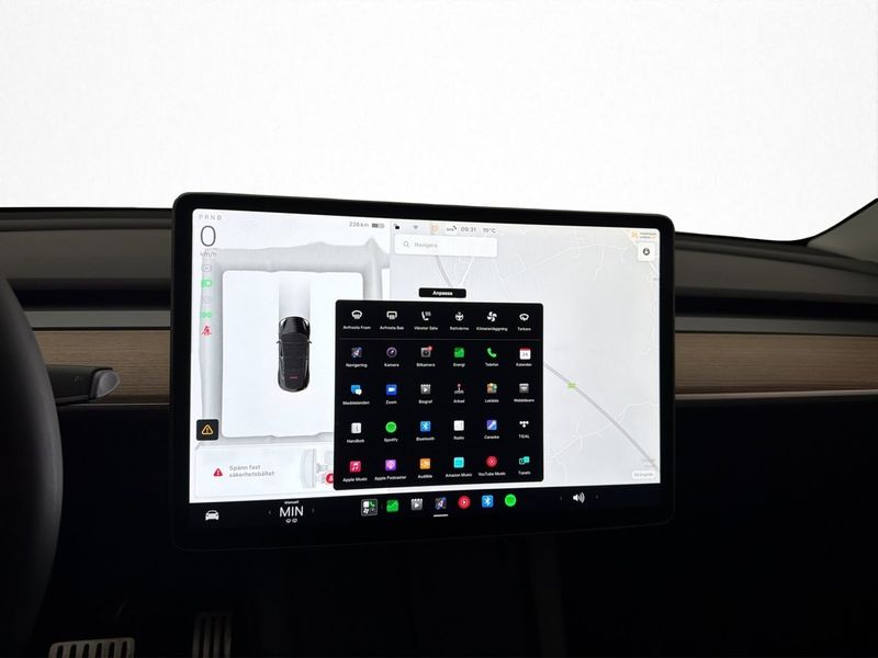 Tesla Model Y bild 23