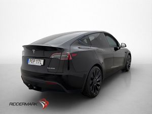 Tesla Model Y bild 8
