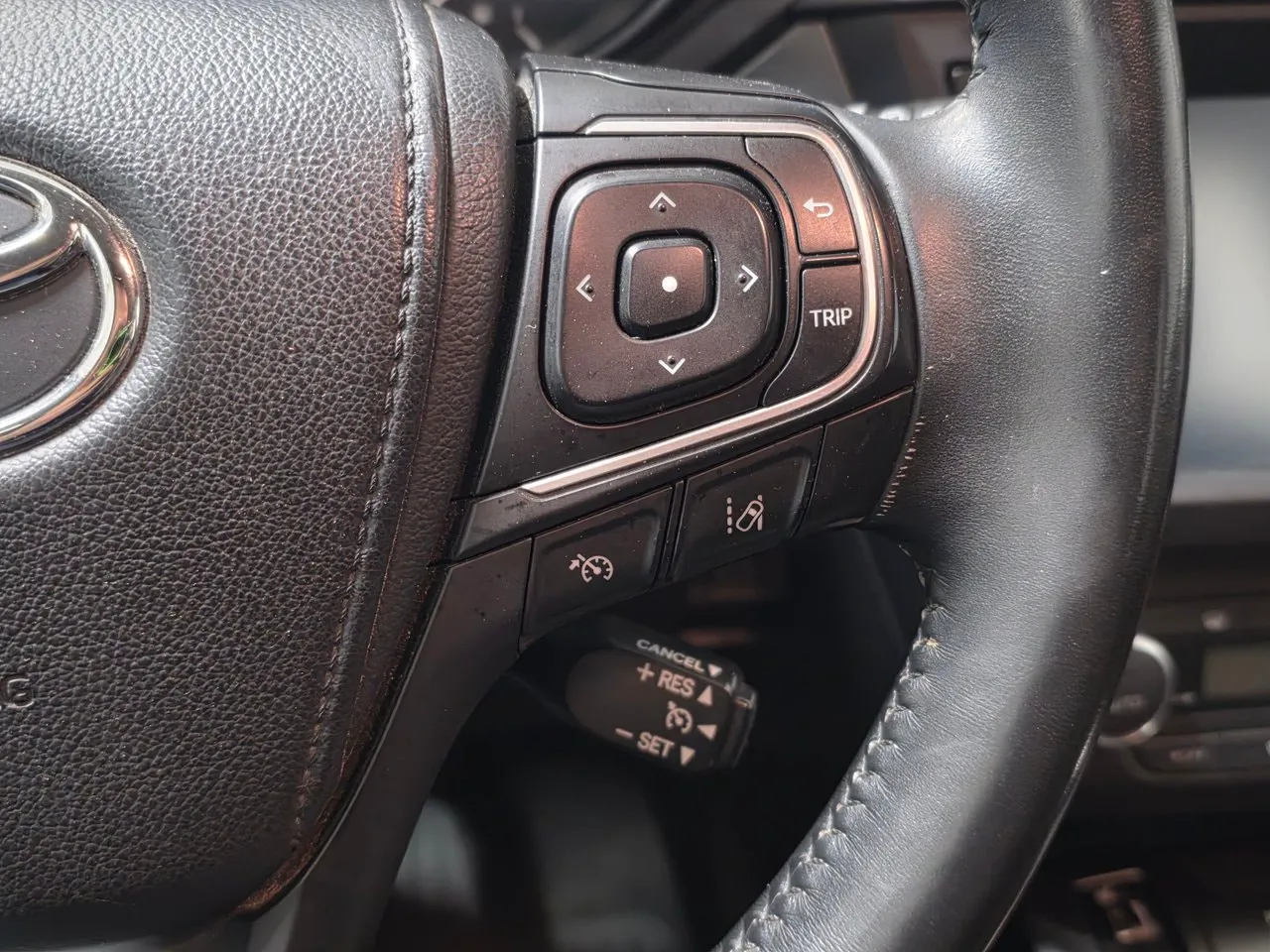 Toyota Avensis bild 18