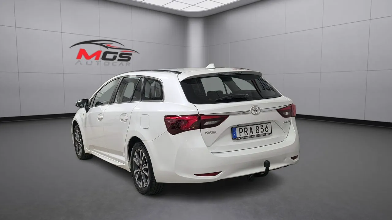 Toyota Avensis bild 4
