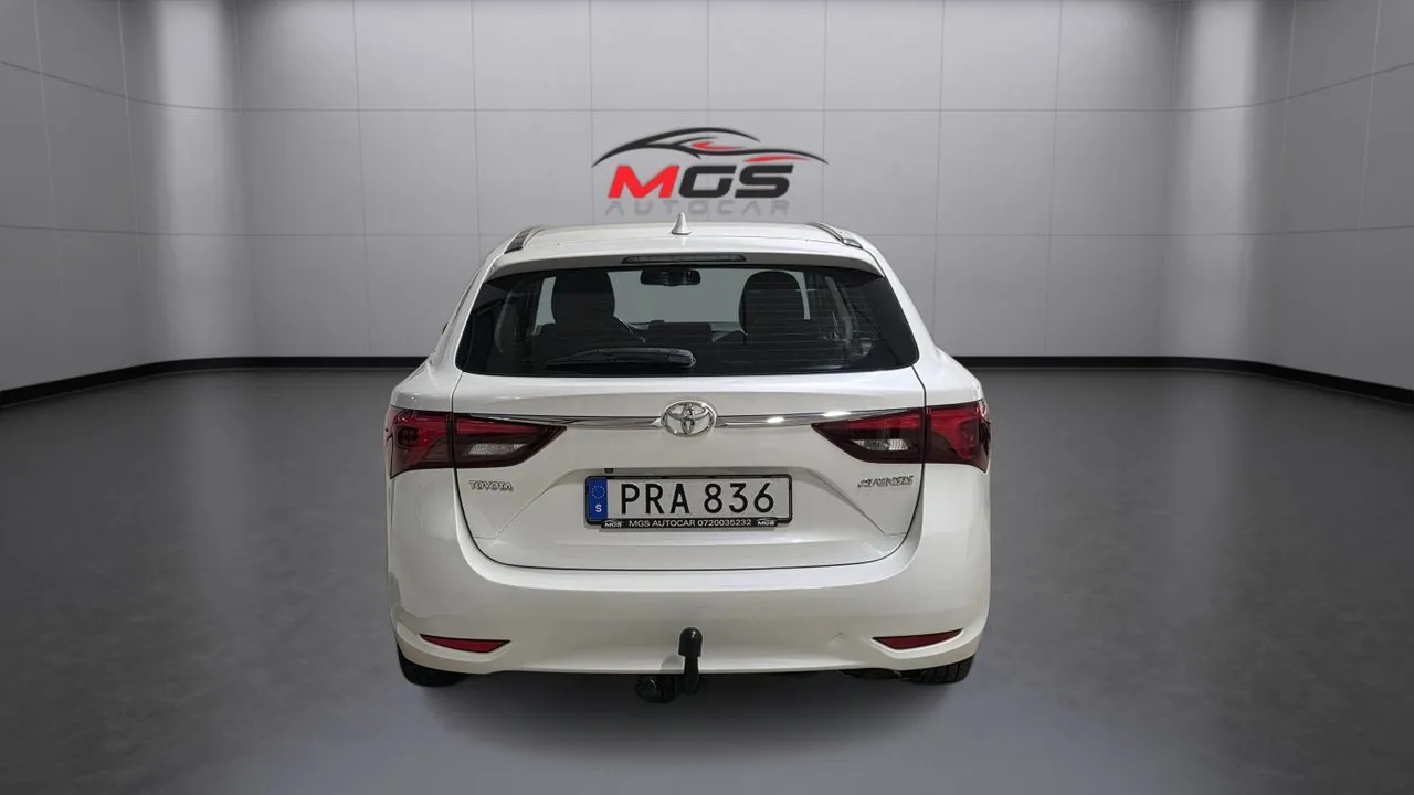 Toyota Avensis bild 5