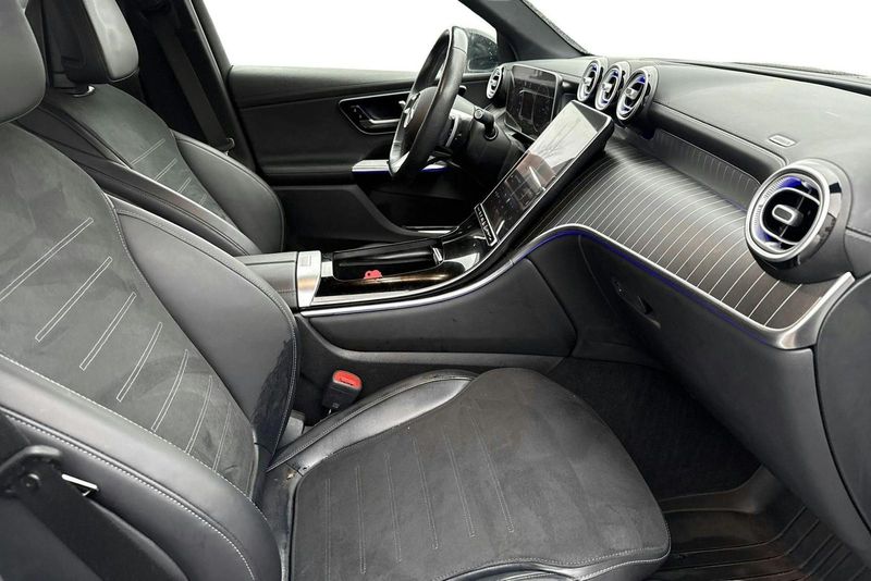 Mercedes GLC300 bild 7