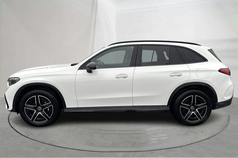 Mercedes GLC300 bild 2