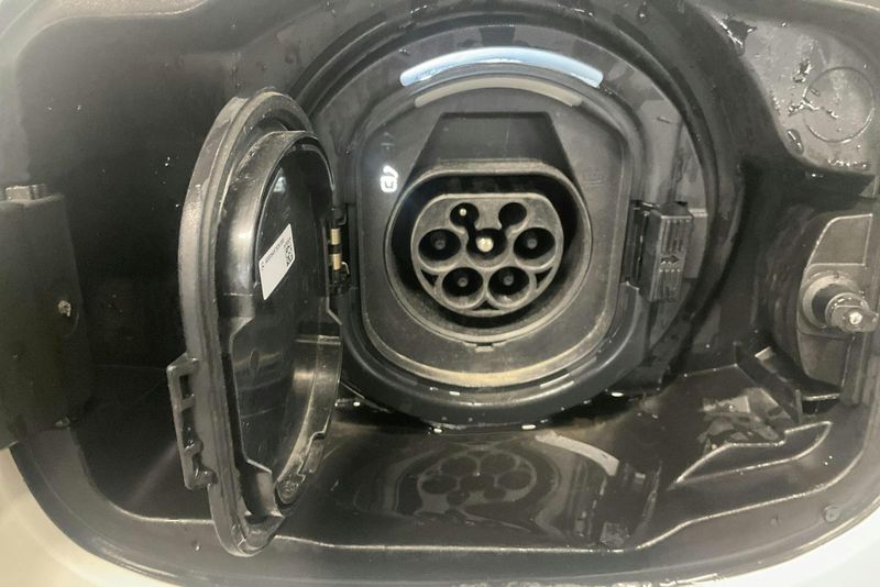 Mercedes GLC300 bild 21