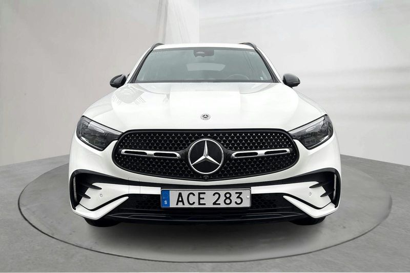Mercedes GLC300 bild 4
